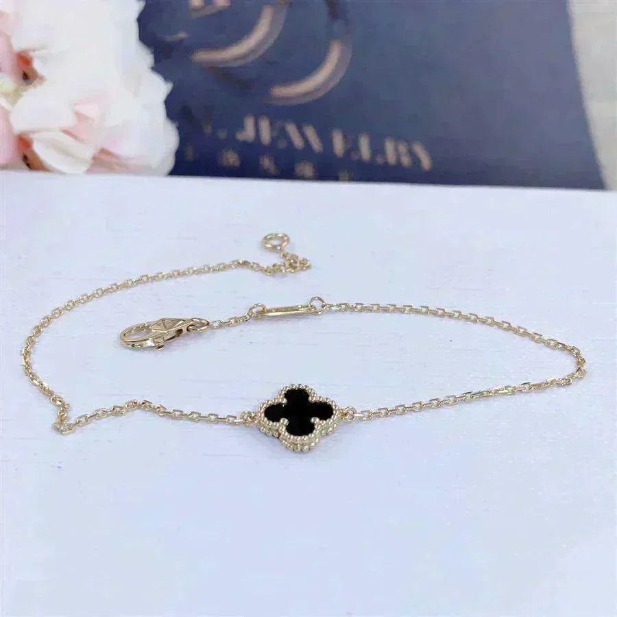 [Glow Jewelry]CLOVER ONYX SINGLE FLOWER BRACELET