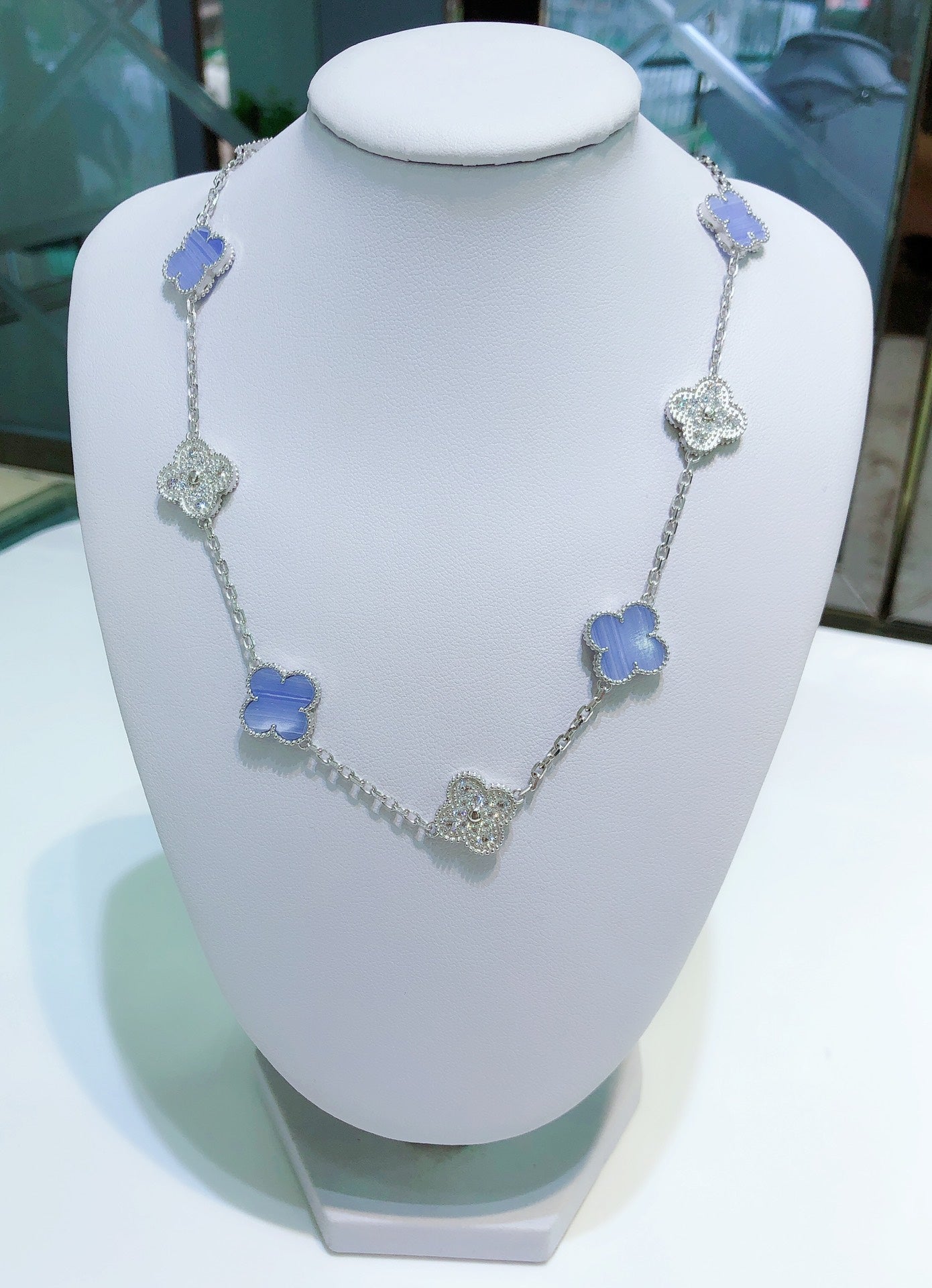 ¡®Glow Jewelry¡¯CLOVER 10 MOTIFS CHALCEDONY DIAMONDS SILVER NECKLACE