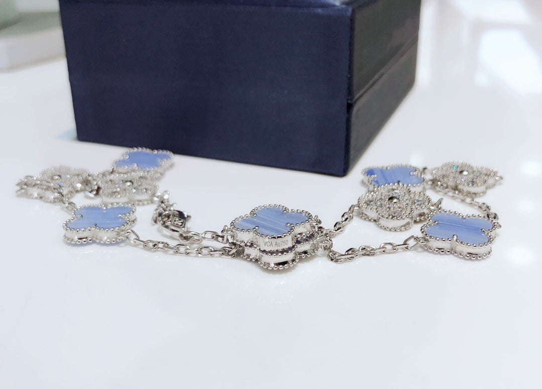 ¡®Glow Jewelry¡¯CLOVER 10 MOTIFS CHALCEDONY DIAMONDS SILVER NECKLACE
