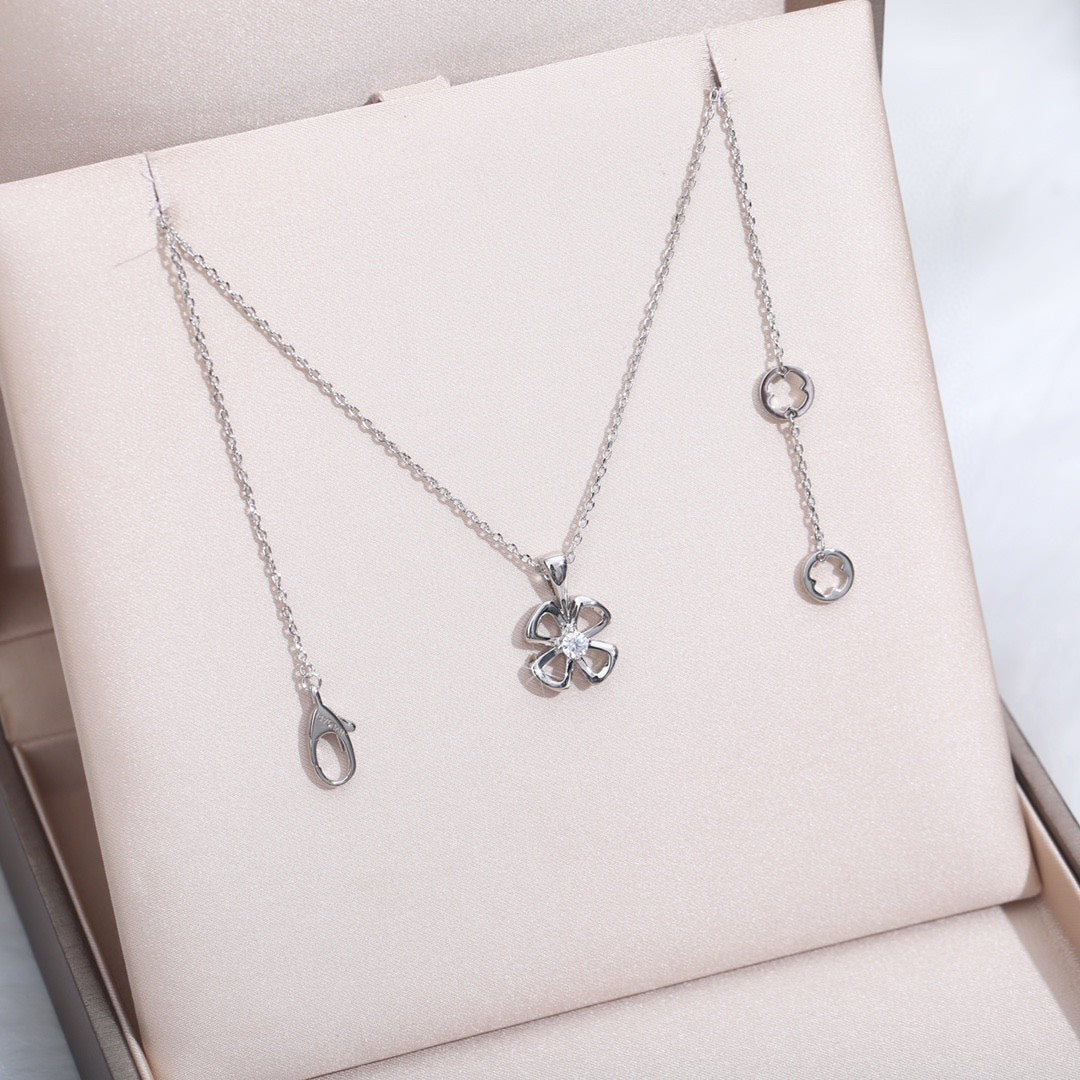 [Glow Jewelry]FIOREVER NECKLACE DIAMOND CENTER